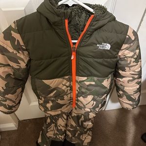 4T The North Face Reversible Jacket and Snow bib